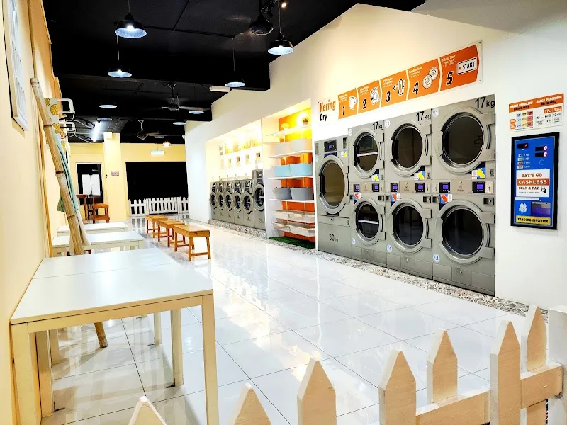 Beezee Launderette, Penampang, Kota Kinabalu — photo 4
