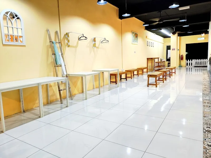 Beezee Launderette, Penampang, Kota Kinabalu — photo 6