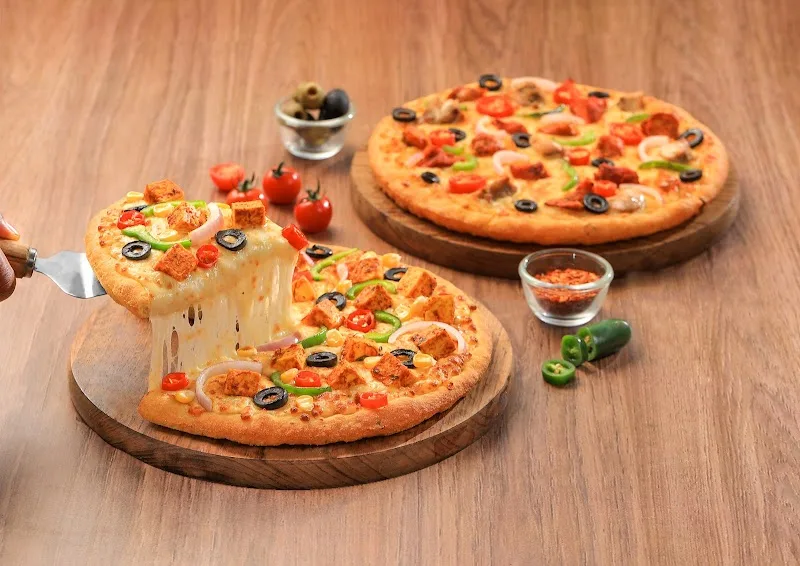 MOJO Pizza - 2X Toppings, Bhekrai Nagar, Pune — photo 2