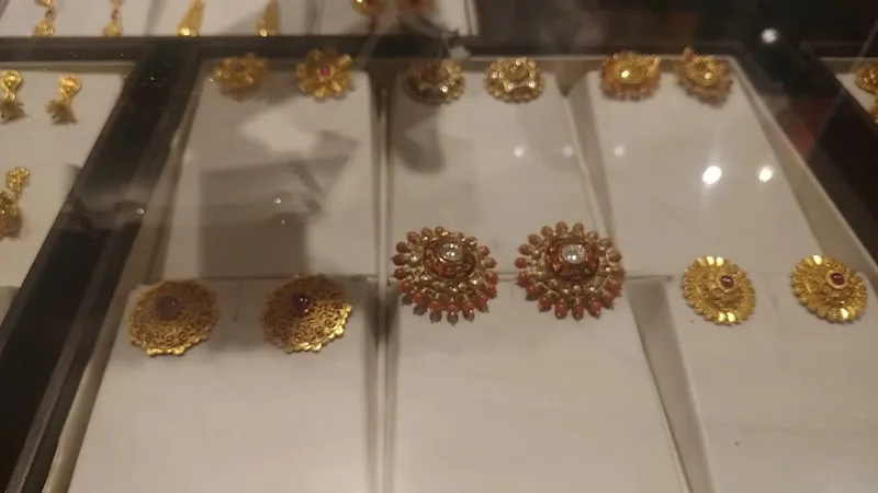 Tanishq Photos 12