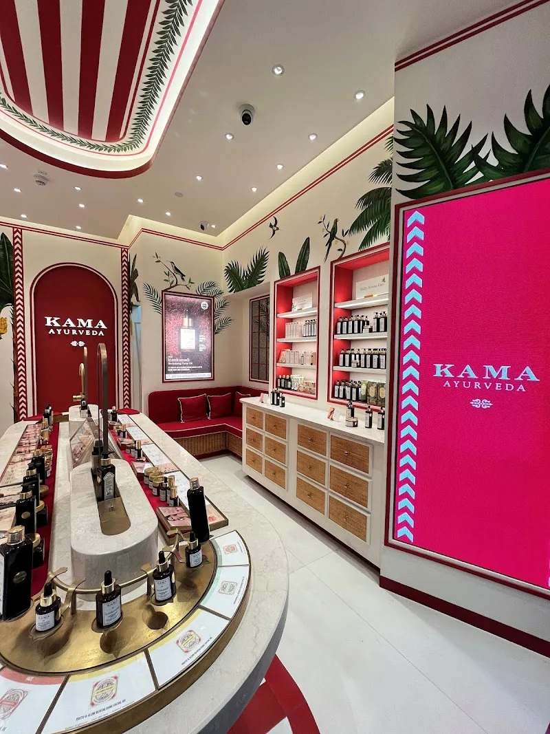 Kama Ayurveda, Phoenix Marketcity, Pune — photo 6
