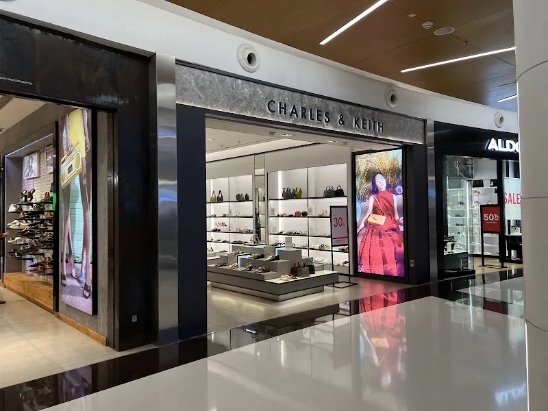 Charles & Keith, South City Mall, Kolkata — photo 3