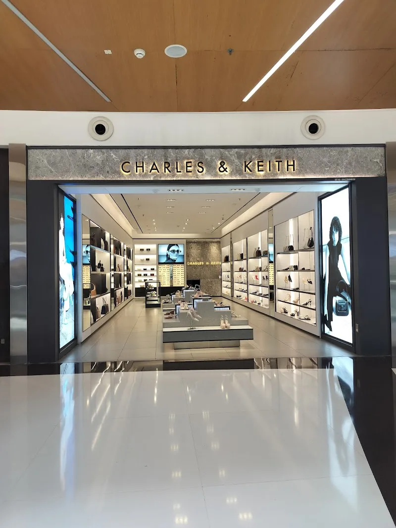 Charles & Keith, South City Mall, Kolkata — photo 7