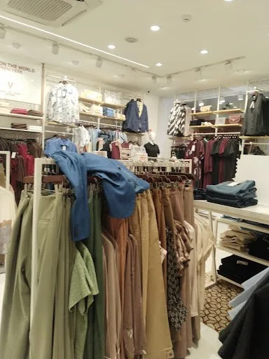 Van Heusen, Lajpat Nagar 2, Lajpat Nagar 4, New Delhi — photo 7