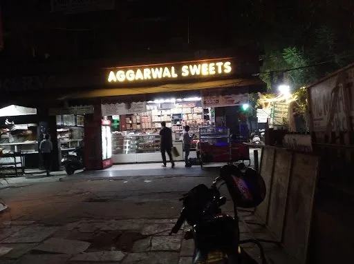Aggarwal Sweets, Kirby Place, New Delhi — photo 3