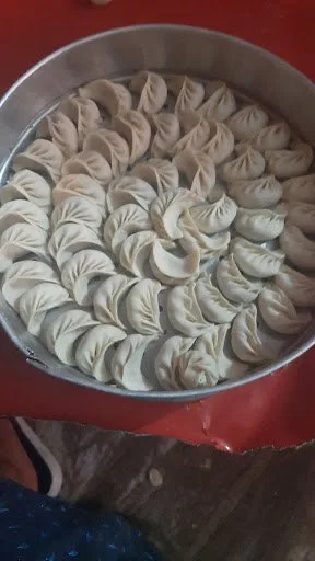 Momos Corner, Saraswati Vihar, DLF Phase 4, Gurgaon — photo 3