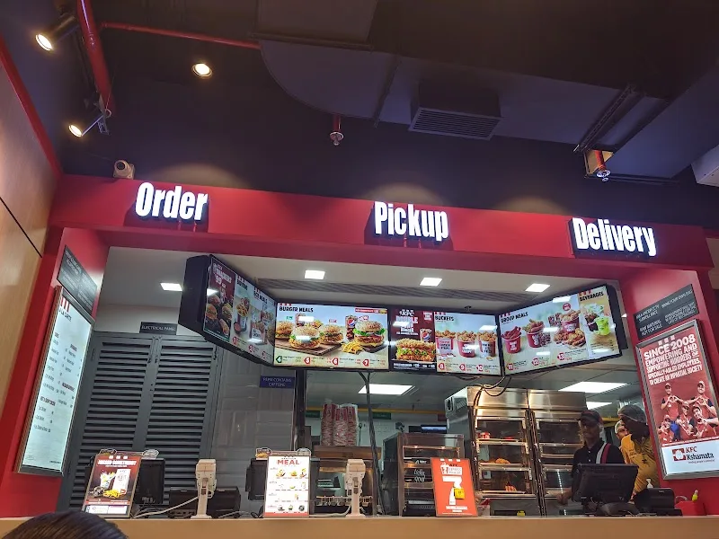 KFC, Shakti Nagar, North Campus, New Delhi — photo 2