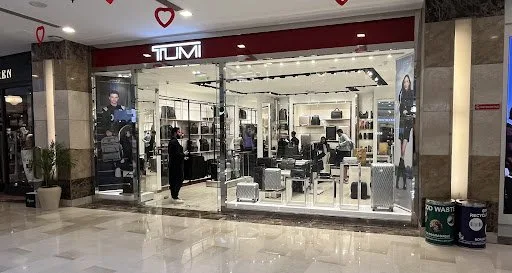 Tumi, Ambience Mall, MG Road, Gurgaon — photo 2