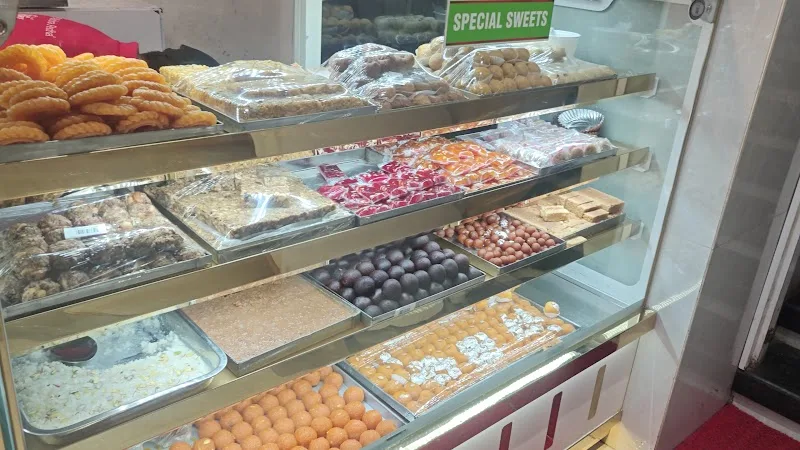 Big Mishra Pedha Since 1933, Old Hubli, Hubballi — photo 8
