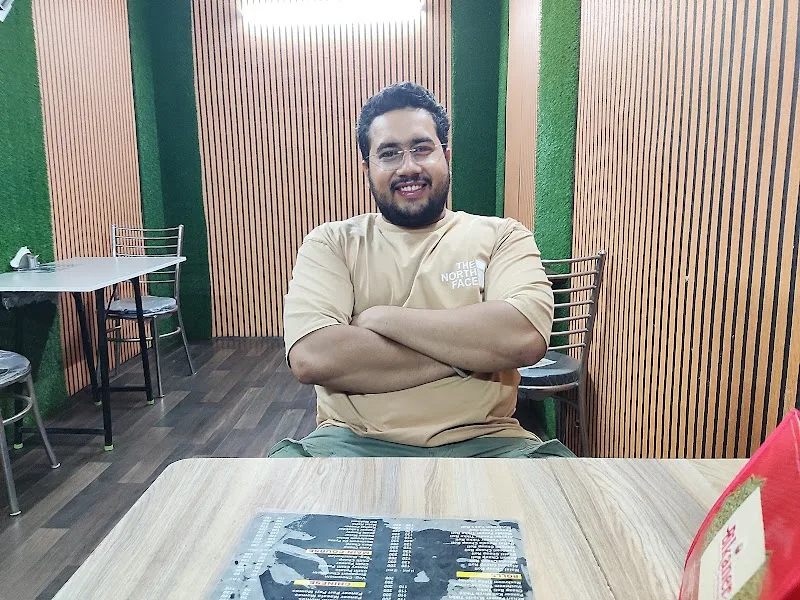Classic Chaap Corner, Rohini, Pitampura, New Delhi — photo 5