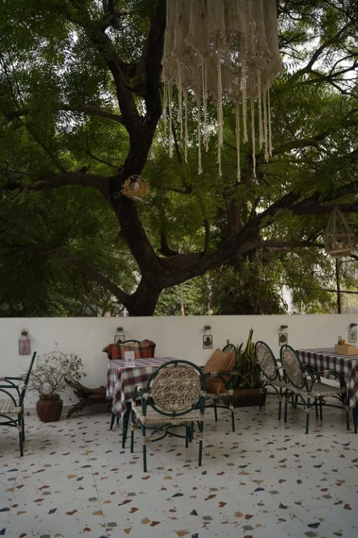 Cafe Saka, Humayunpur, Yusuf Sarai, New Delhi — photo 2