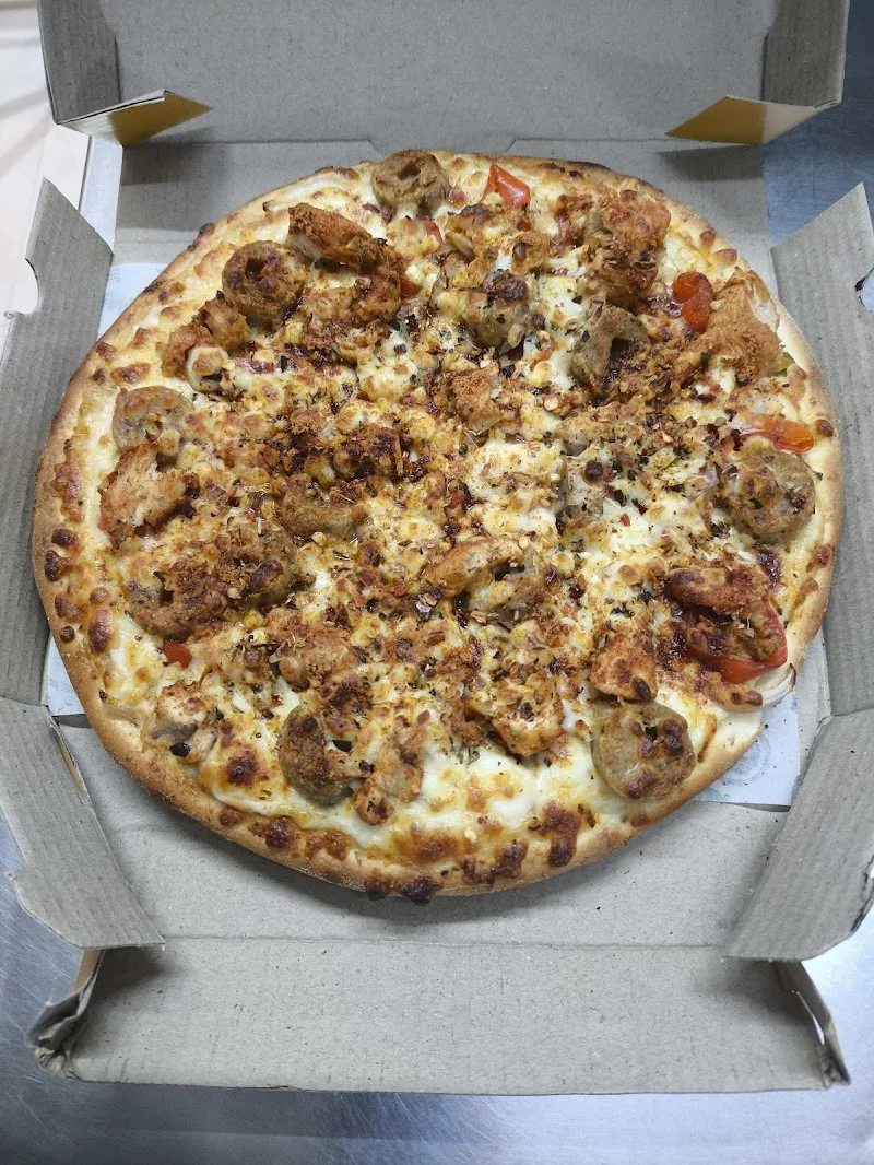 Downtown Pizza Photos 14